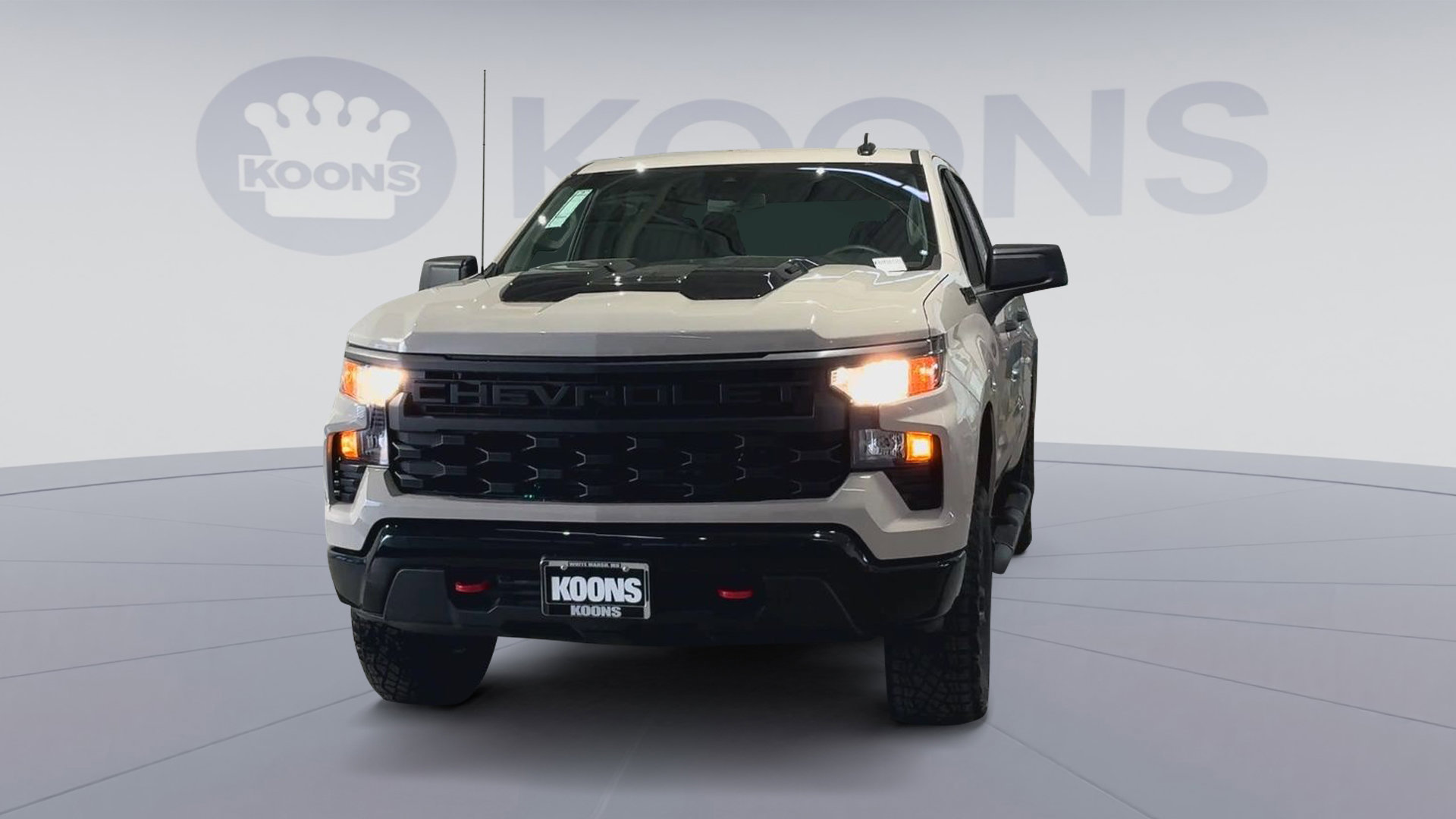 New 2026 Chevrolet Silverado 1500 Custom Trail Boss w/ LPO, Dark Essentials Package AWD/4WD image 4