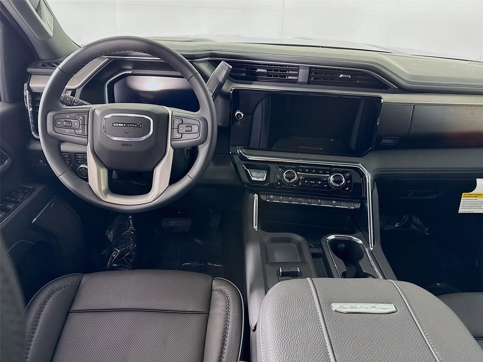 New 2026 GMC Sierra 3500 Denali w/ Denali Reserve Package image 2