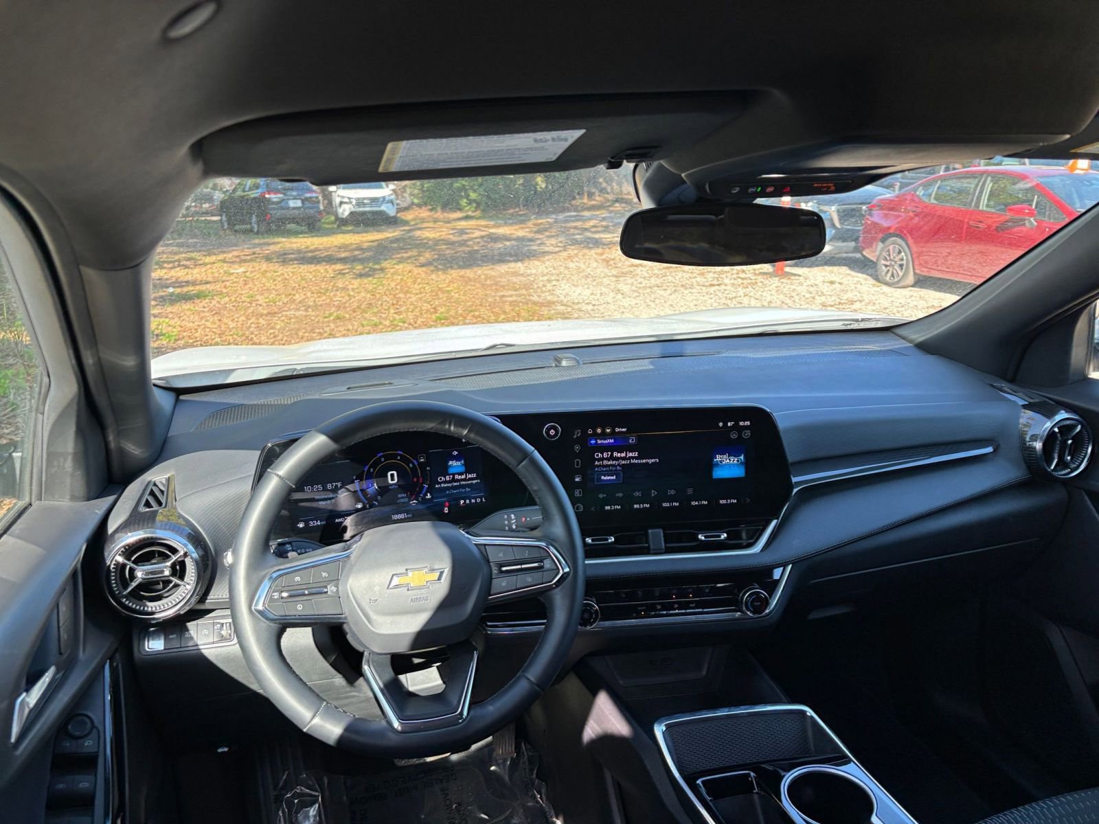 Used 2025 Chevrolet Equinox LT AWD/4WD image 35