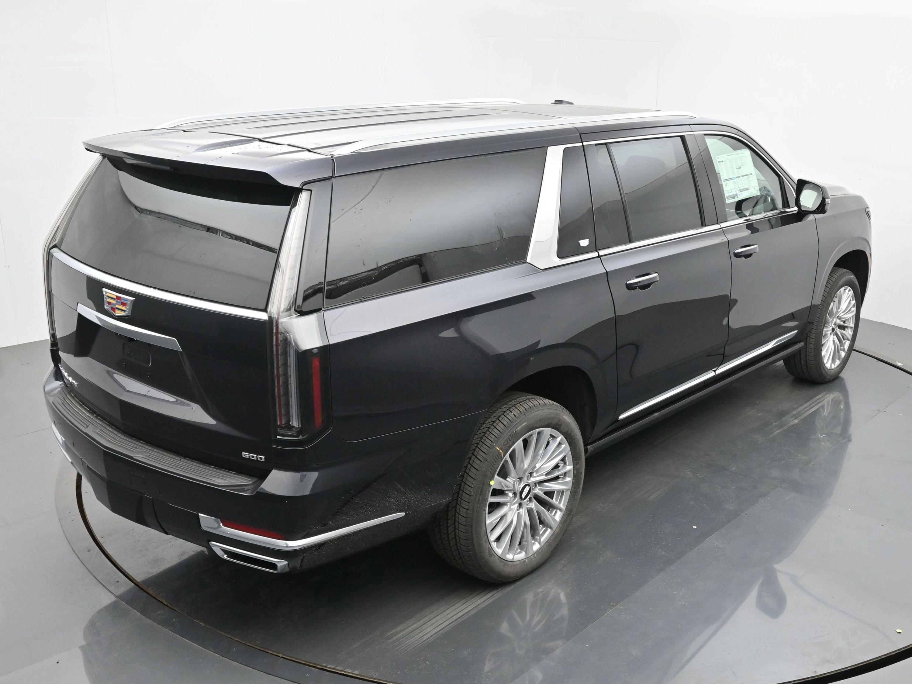 New 2026 Cadillac Escalade ESV Luxury w/ LPO, Floor Liner Package AWD/4WD image 27