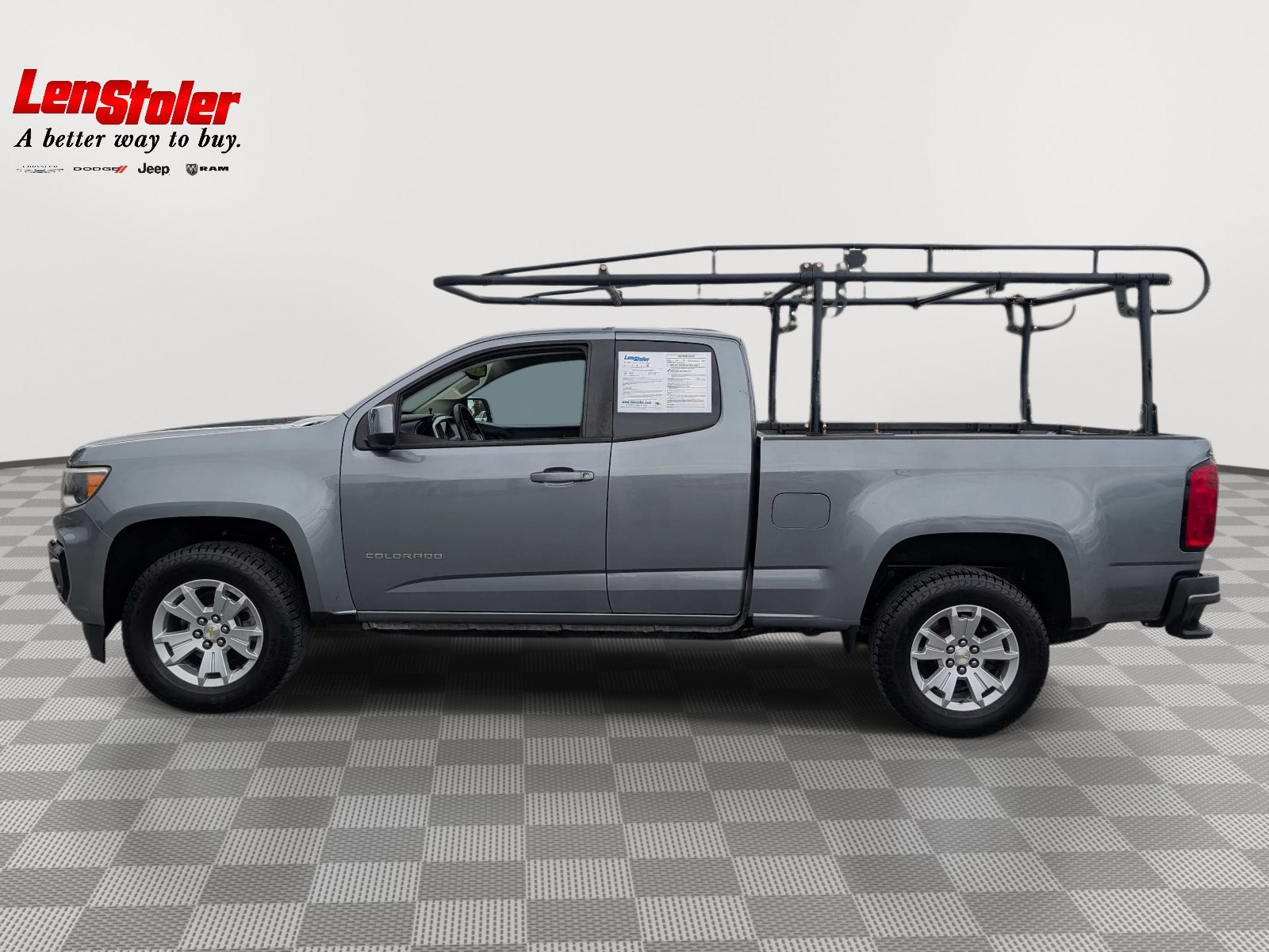 Used 2022 Chevrolet Colorado LT w/ Fleet Safety Package RWD image 2