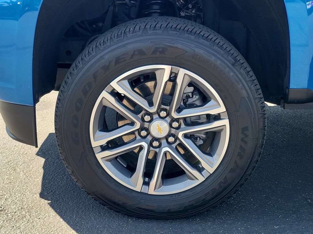 Used 2022 Chevrolet Colorado LT w/ Luxury Package RWD image 25