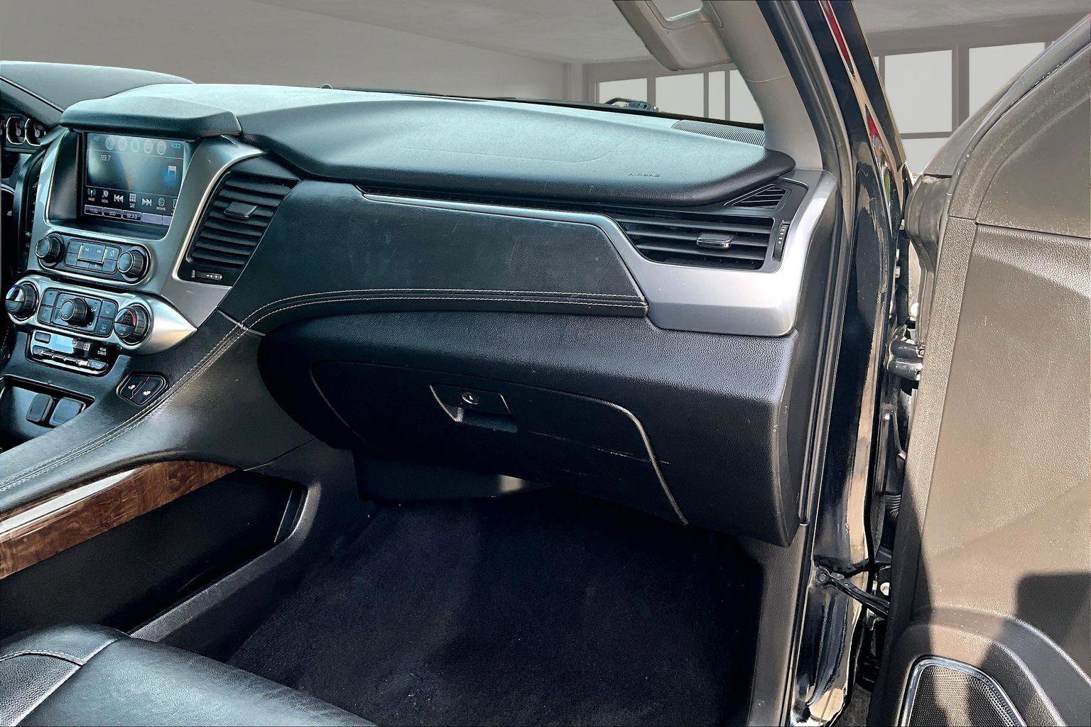 Used 2018 Chevrolet Tahoe LT AWD/4WD image 18
