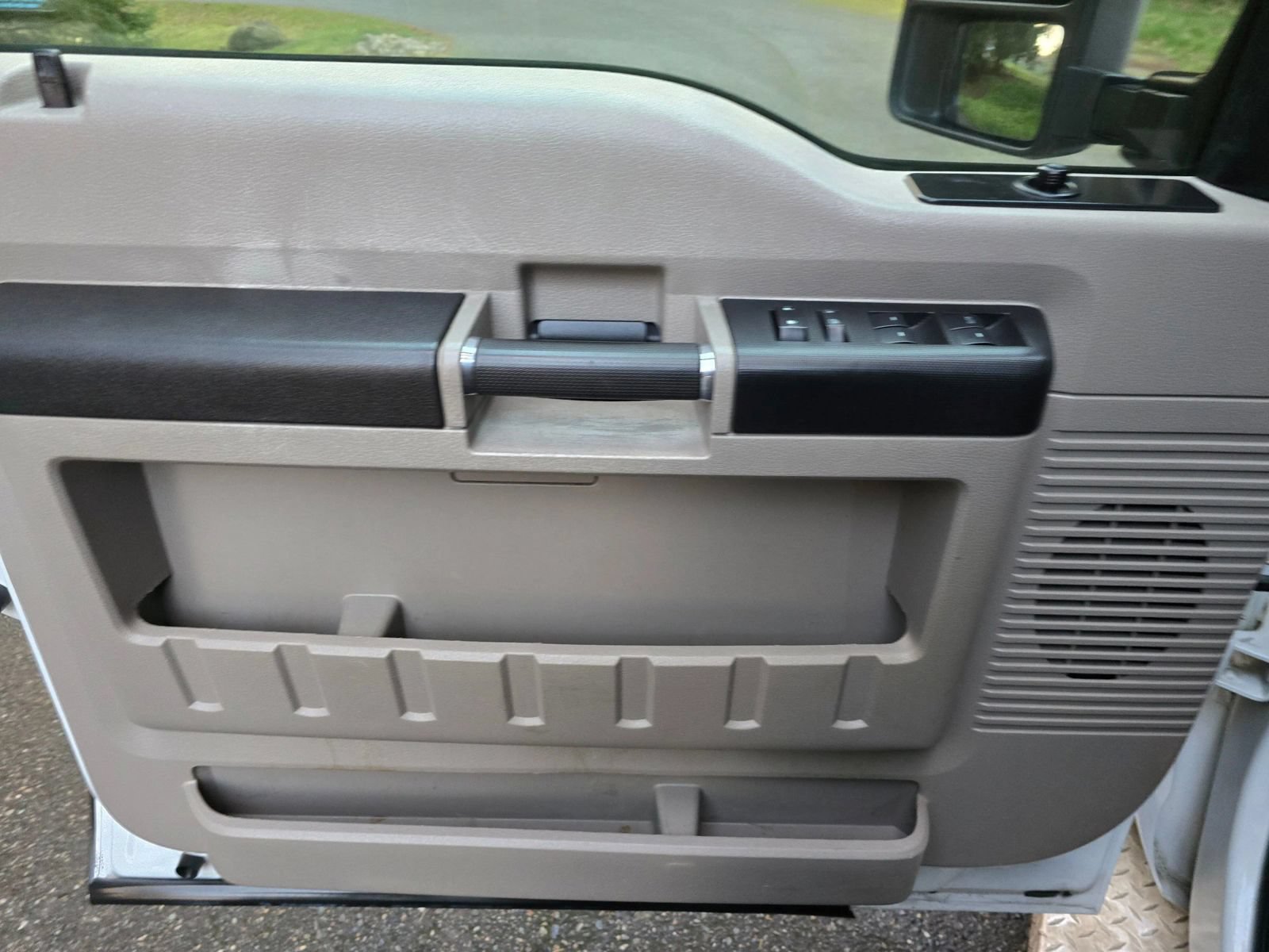 Used 2009 Ford F350 XLT AWD/4WD image 20