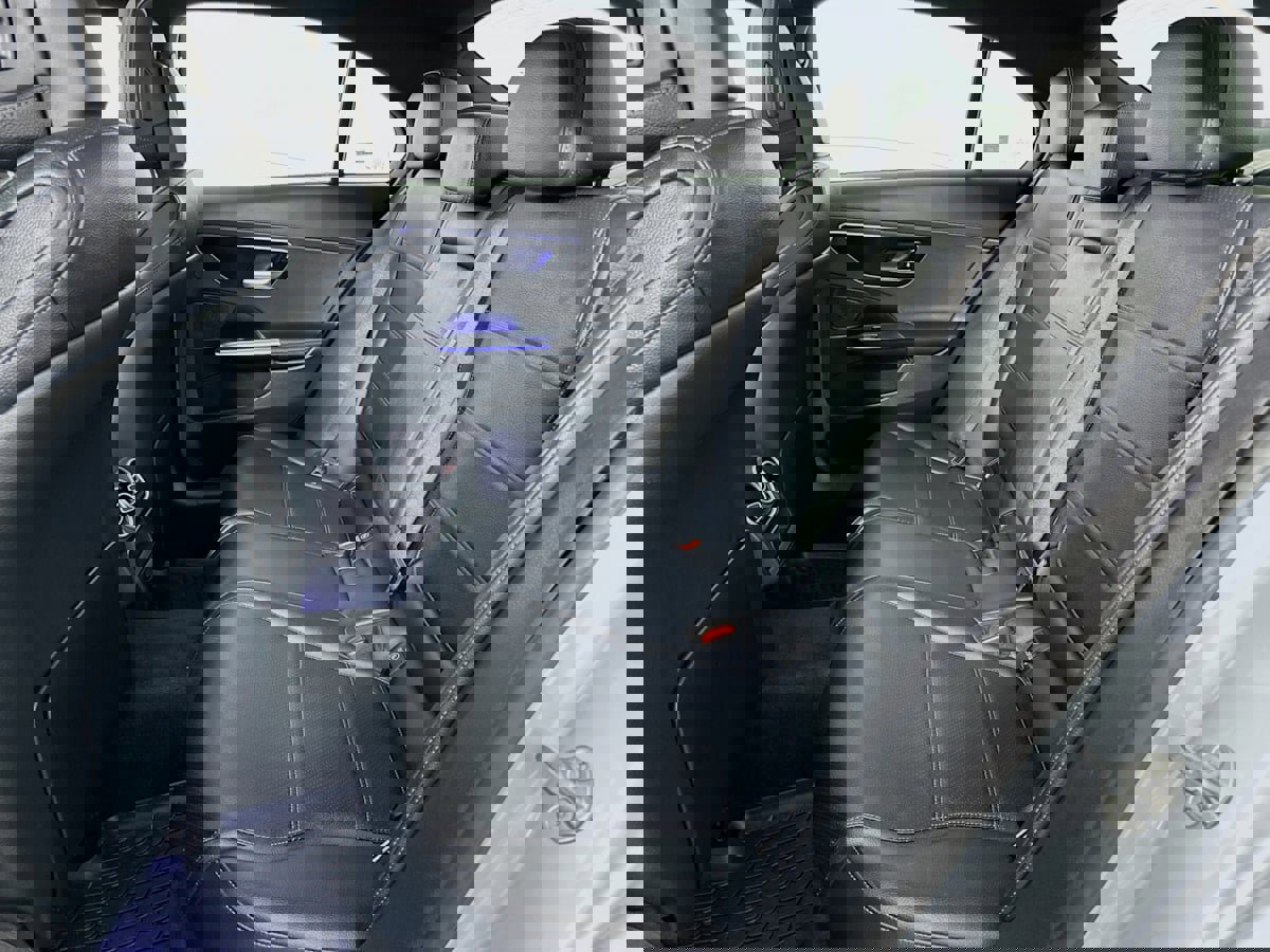 Used 2022 Mercedes-Benz C 300 4MATIC Sedan w/ Exclusive Trim Package image 31