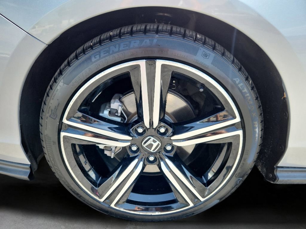 Used 2024 Honda Accord Sport image 17