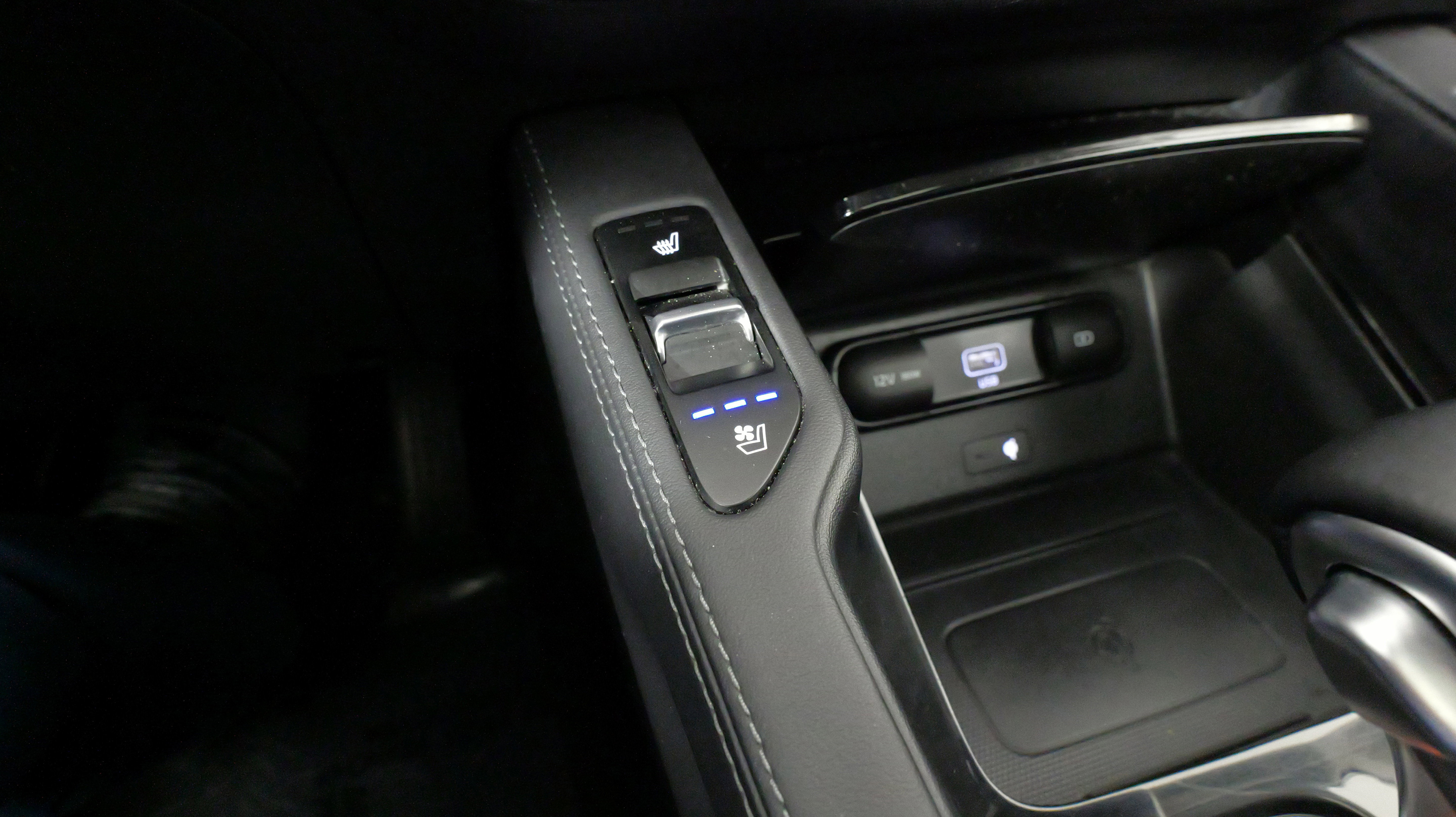 Used 2022 Kia Telluride EX w/ EX Premium Package image 49