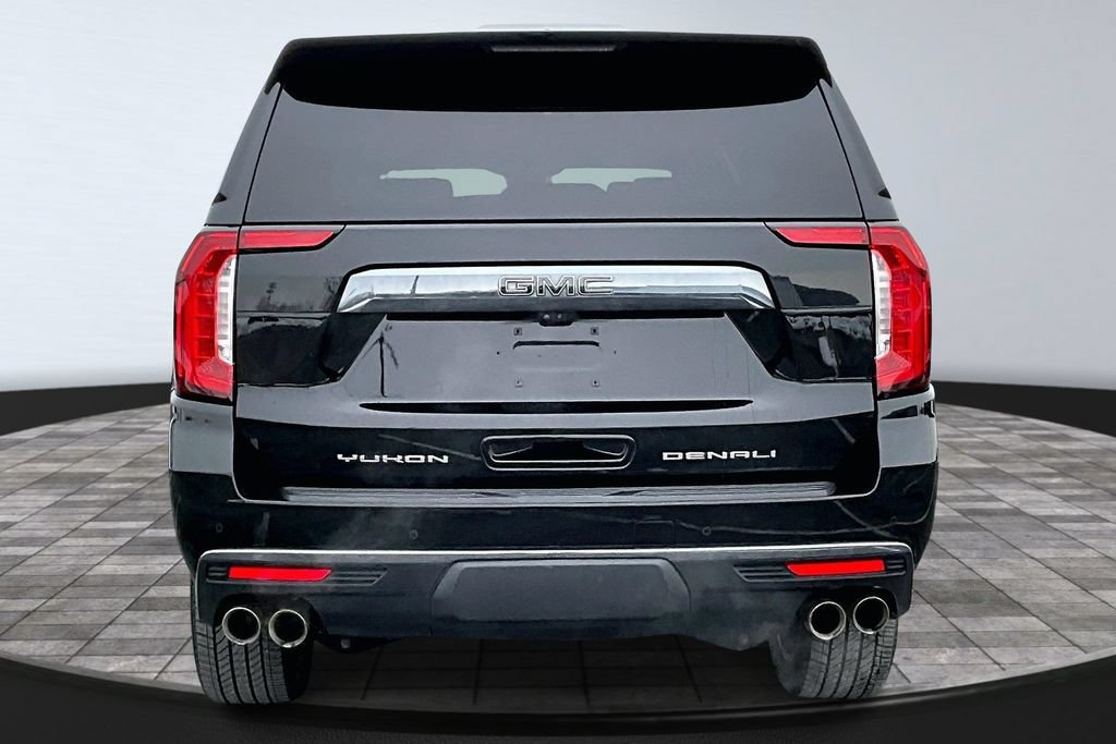 Used 2023 GMC Yukon XL Denali Ultimate AWD/4WD image 4