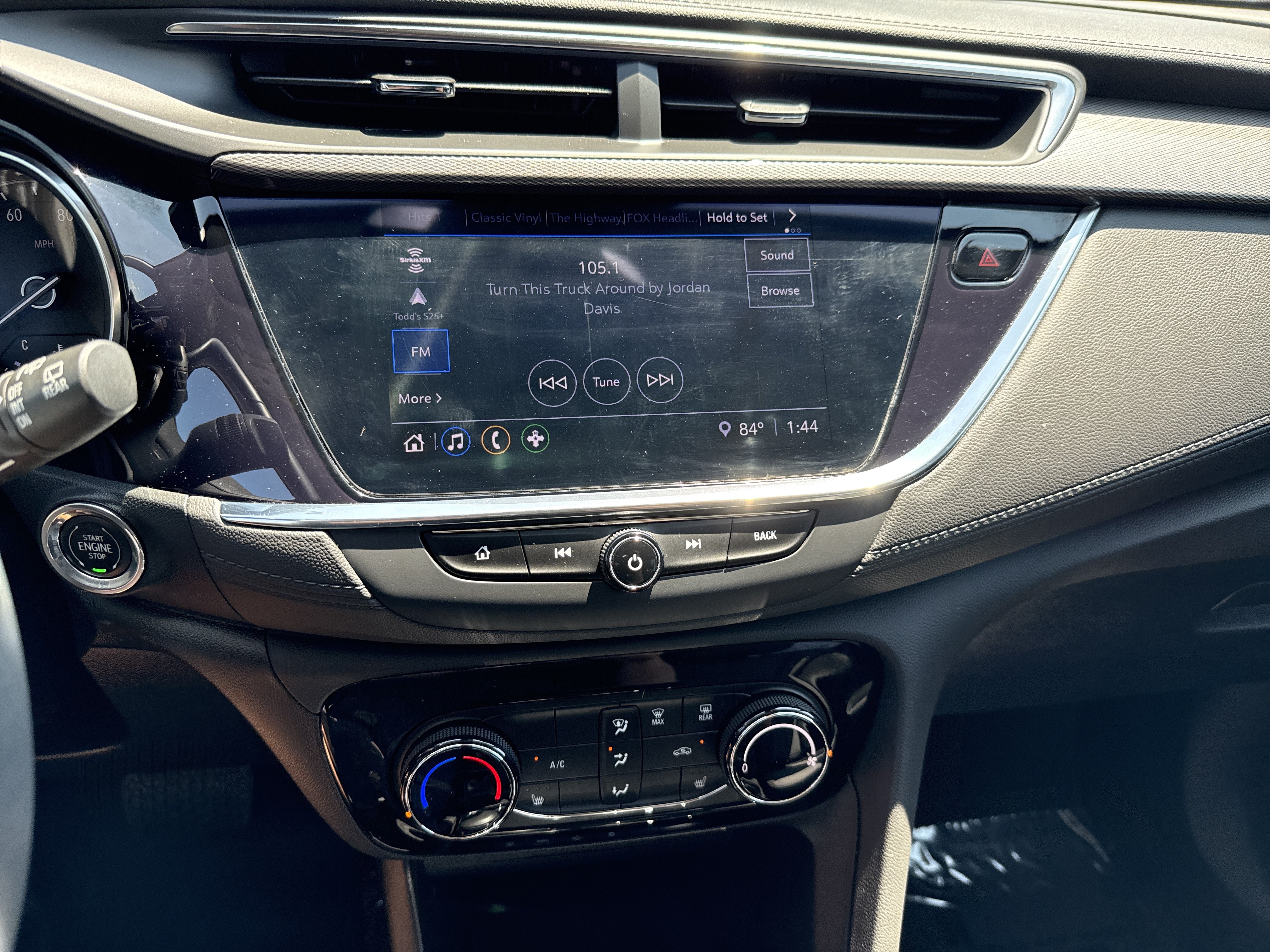 Used 2022 Buick Encore GX Preferred w/ Cold Weather Comfort Package AWD/4WD image 24