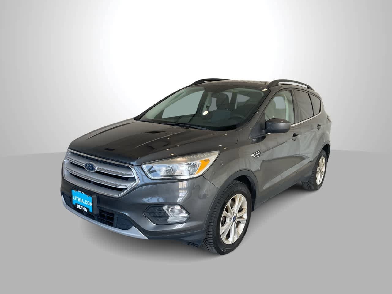 Used 2018 Ford Escape SE AWD/4WD image 1