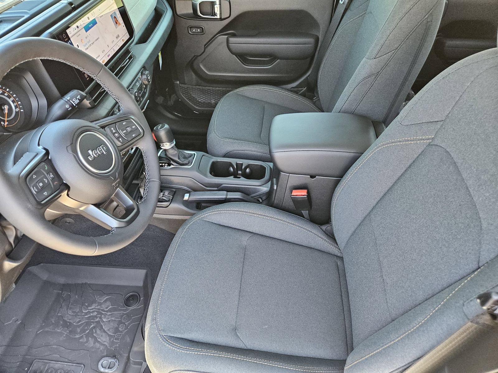 New 2025 Jeep Gladiator Sport AWD/4WD image 12