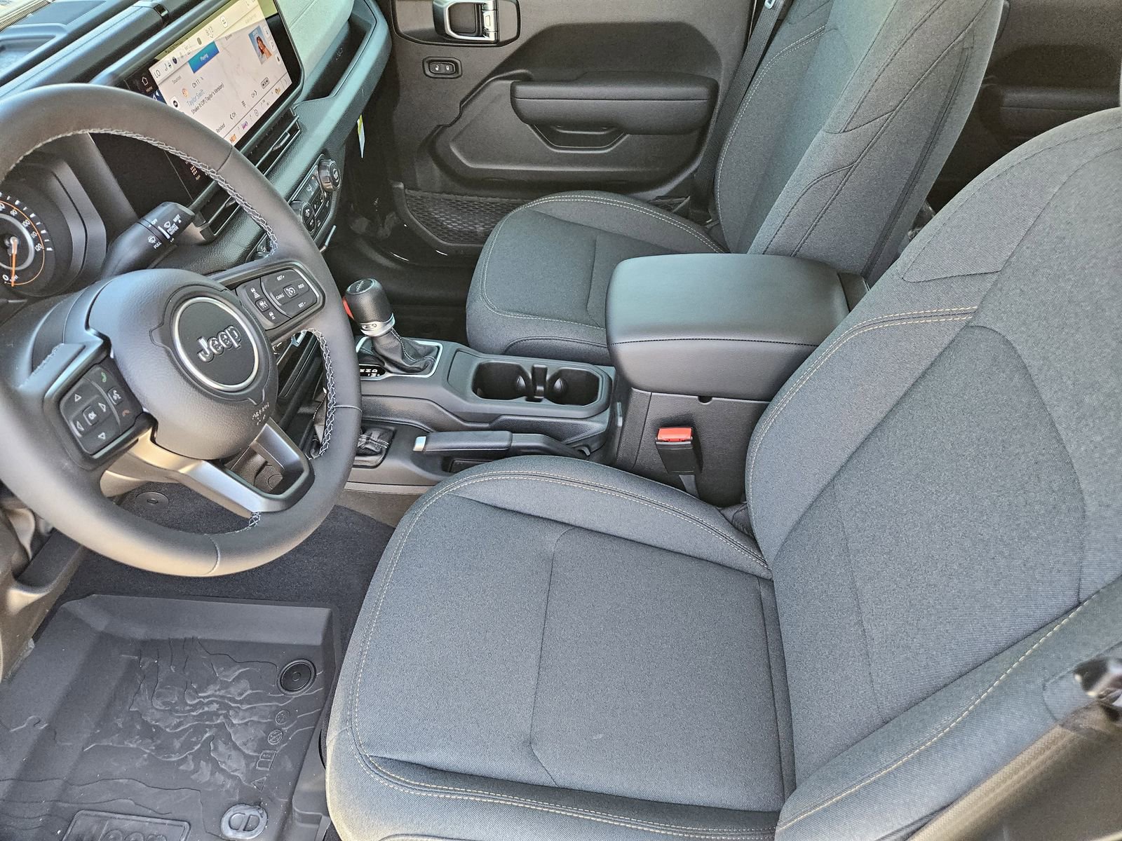 New 2025 Jeep Gladiator Sport AWD/4WD image 12