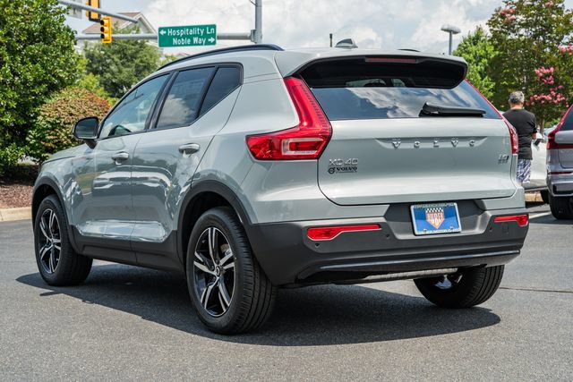 New 2026 Volvo XC40 B5 Core w/ Protection Package Premier AWD/4WD image 5