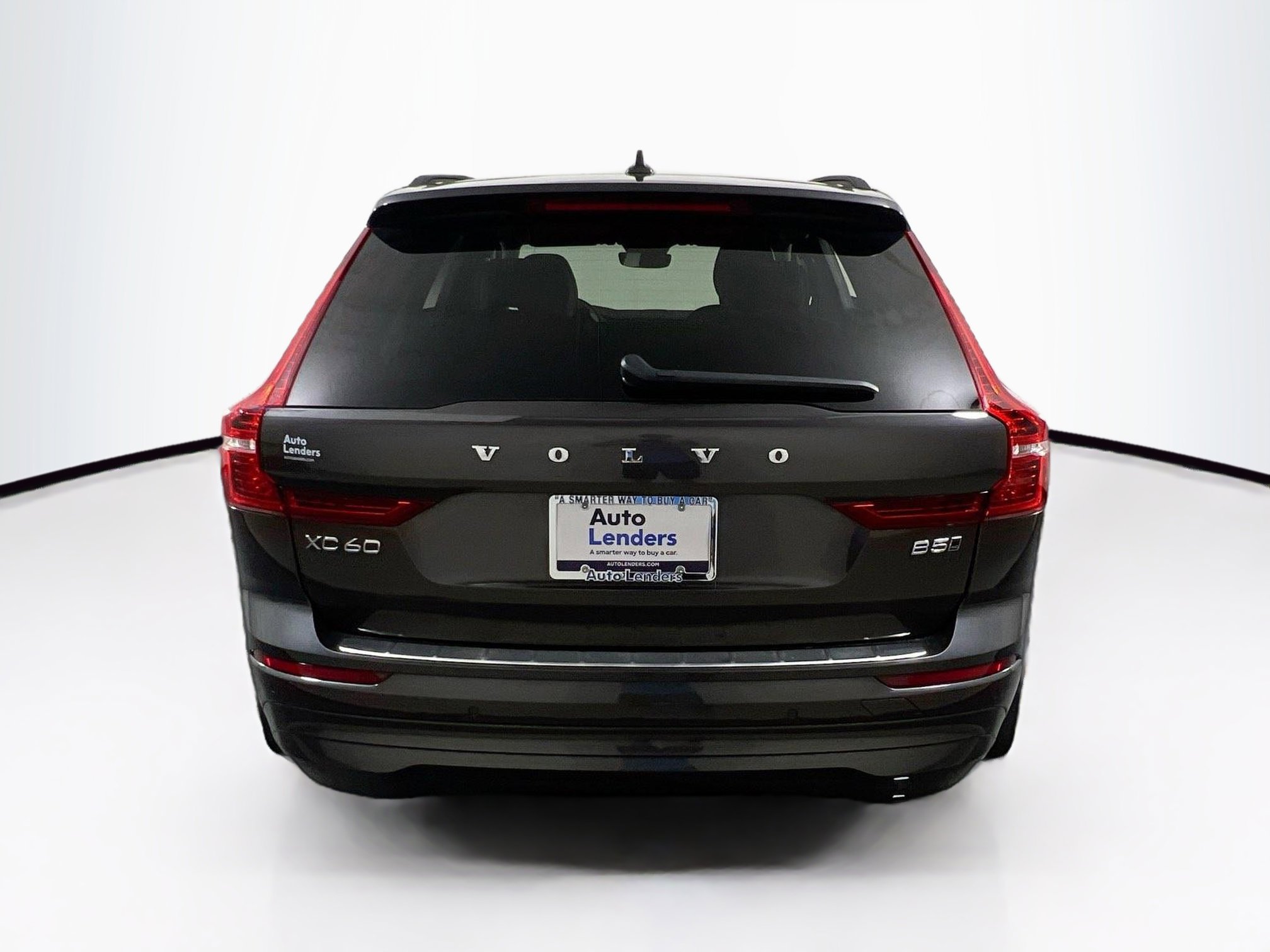 Used 2022 Volvo XC60 B5 Momentum image 6