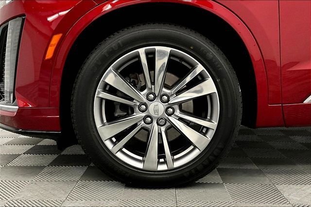 Used 2023 Cadillac XT6 Premium Luxury image 10
