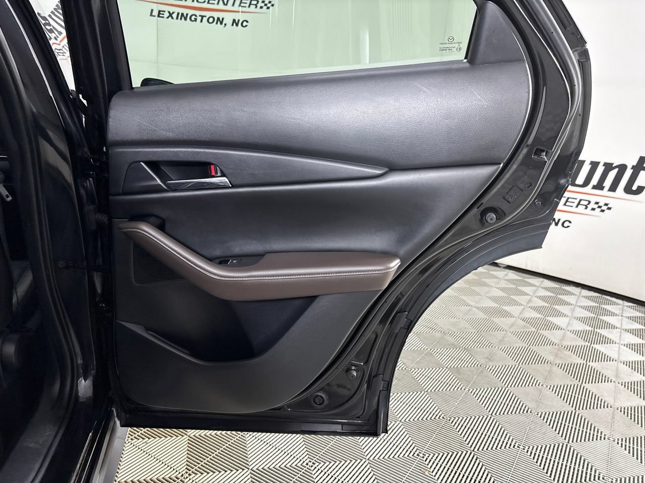 Used 2021 MAZDA CX-30 AWD 2.5 S w/ Premium Package image 27