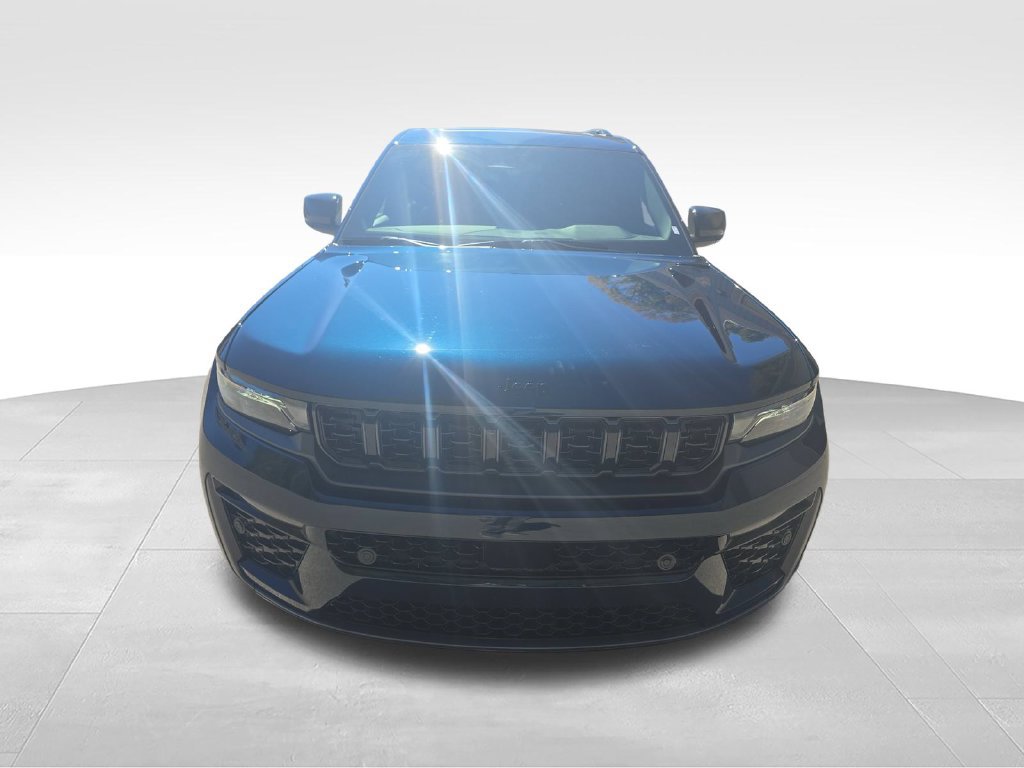 New 2027 Jeep Grand Cherokee L Limited AWD/4WD image 9