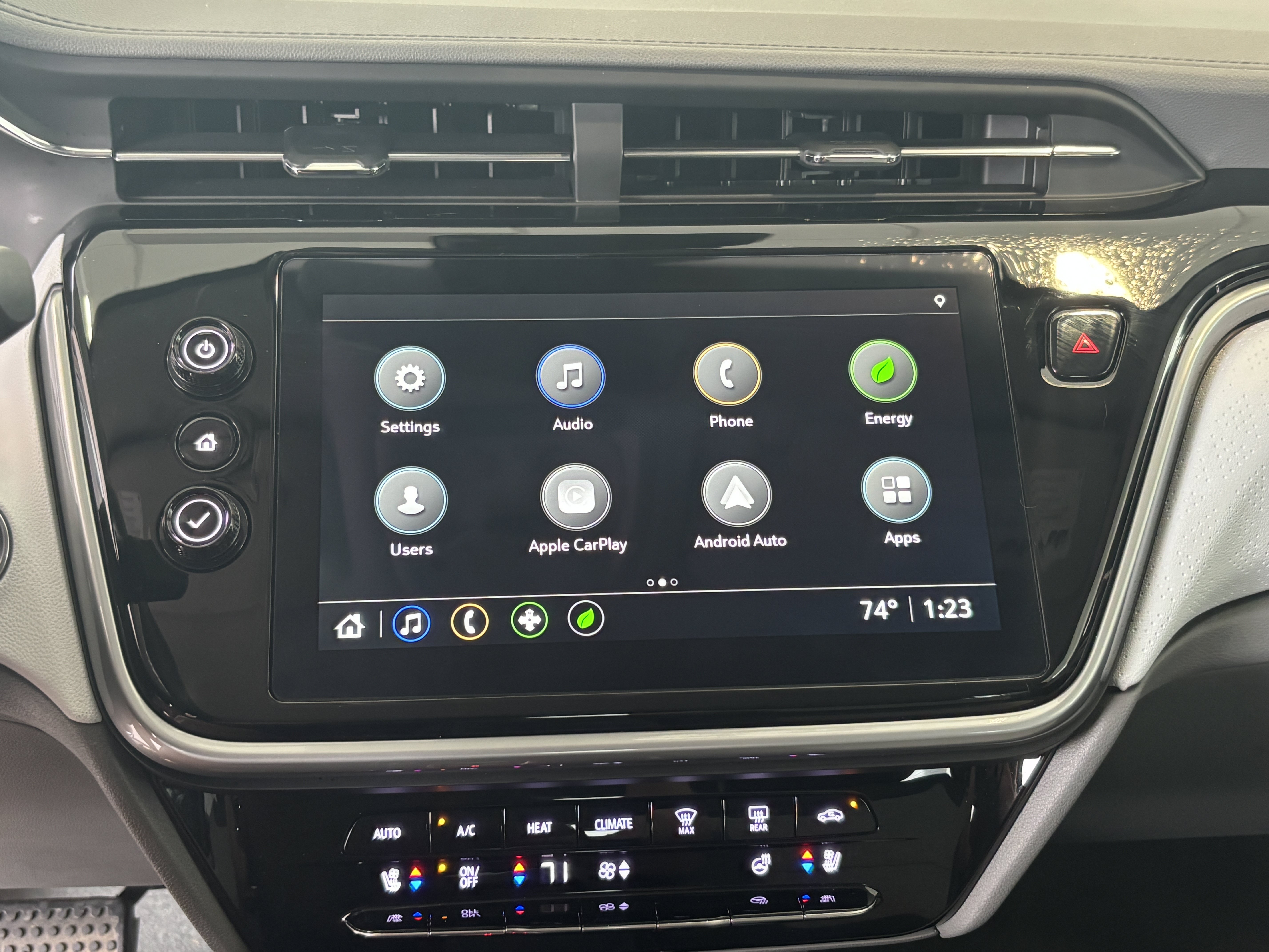 Used 2023 Chevrolet Bolt EUV Premier FWD image 13