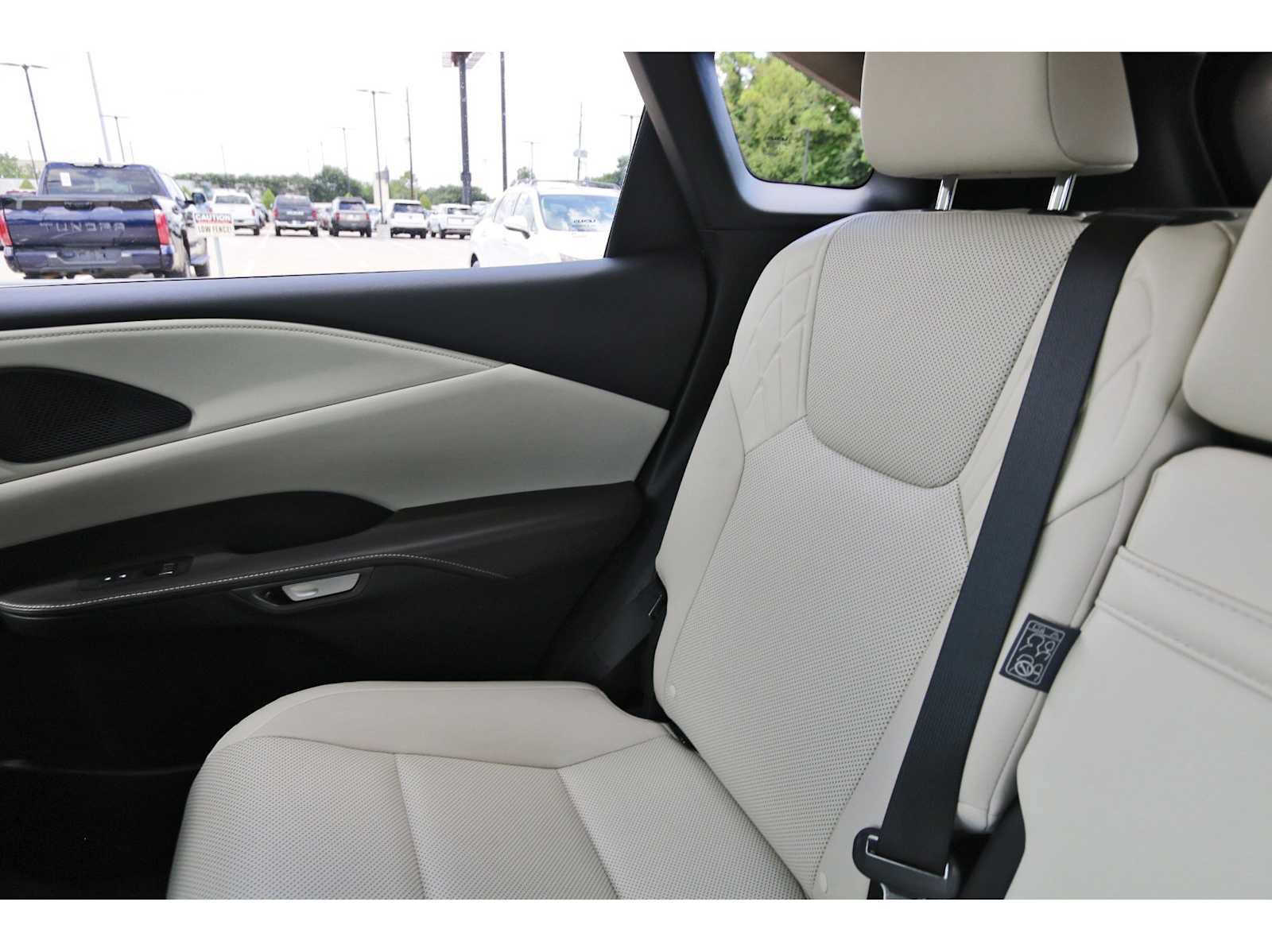 Used 2024 Lexus RX 350 FWD w/ Technology Package image 9
