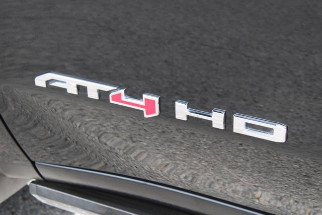 Used 2025 GMC Sierra 2500 AT4 image 19