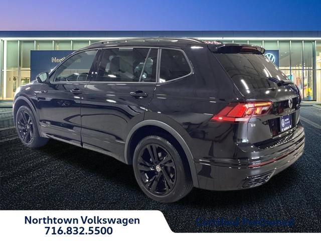Certified 2023 Volkswagen Tiguan SE R-Line AWD/4WD image 4