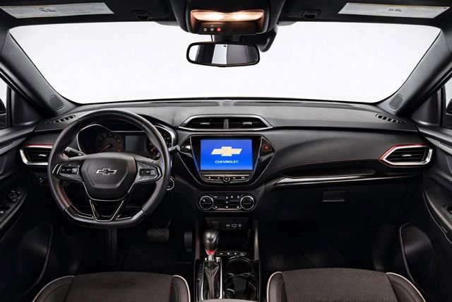 Used 2021 Chevrolet TrailBlazer RS w/ Convenience Package image 17