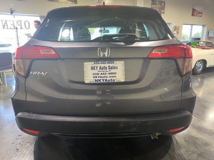 Used 2016 Honda HR-V LX image 6