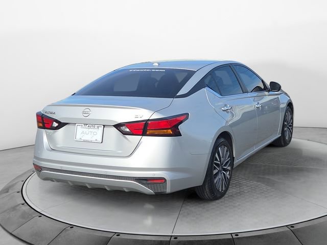 Used 2024 Nissan Altima 2.5 SV image 5