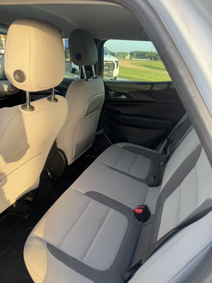 Used 2022 Chevrolet TrailBlazer LS FWD image 8