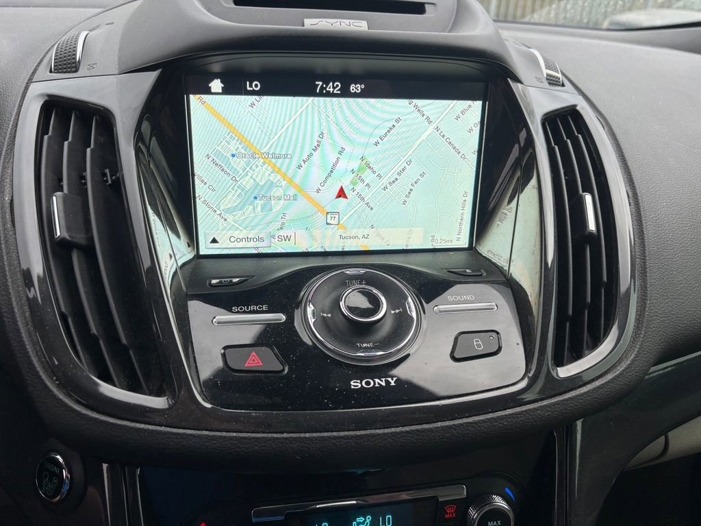 Used 2016 Ford Escape Titanium image 7