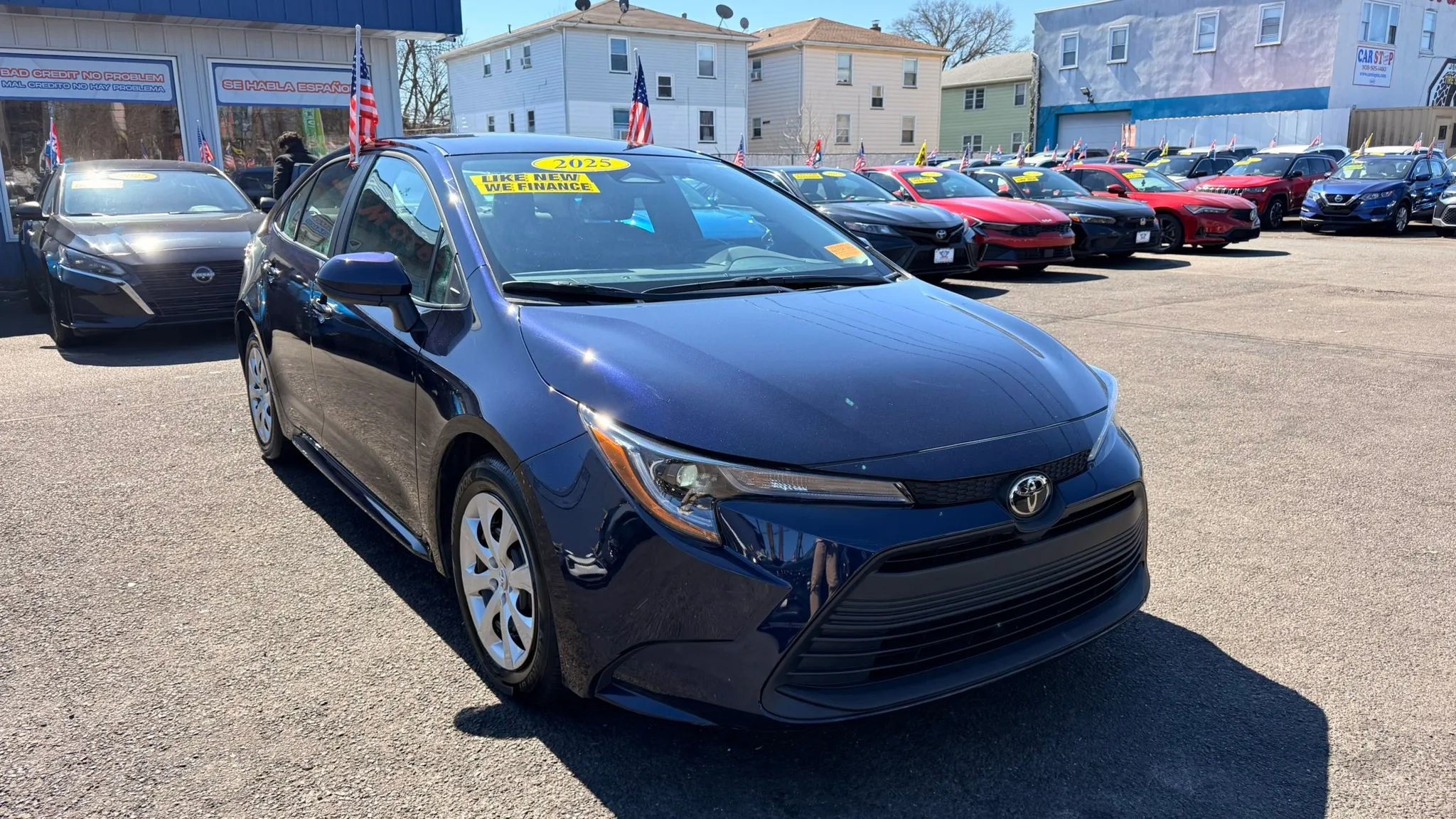 Used 2025 Toyota Corolla LE image 2