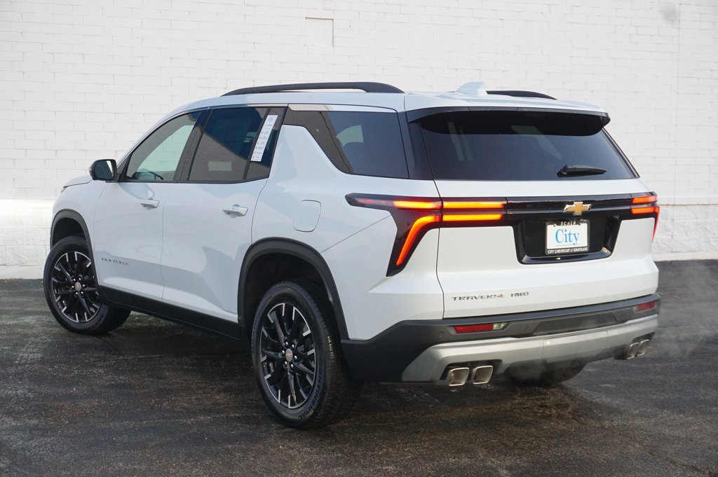 New 2026 Chevrolet Traverse LT w/ Sun and Wheel Package image 7
