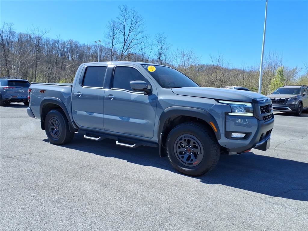 Used 2025 Nissan Frontier PRO-4X w/ Pro Premium Package image 14