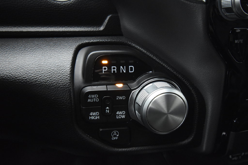 Used 2024 RAM 1500 Laramie AWD/4WD image 20
