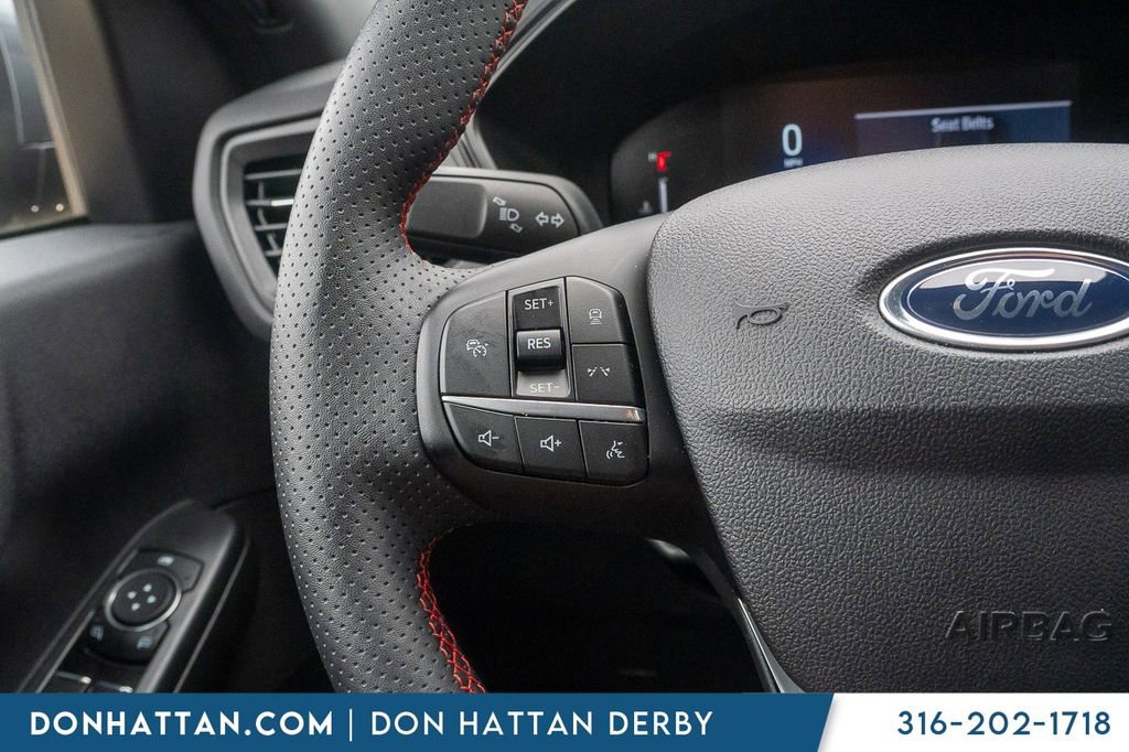 Used 2024 Ford Escape ST-Line Select w/ Tech Pack #1 AWD/4WD image 11