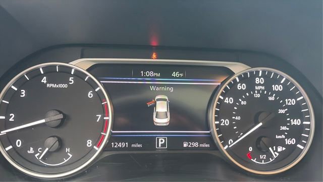 Used 2024 Nissan Sentra SR w/ SR Premium Package image 27