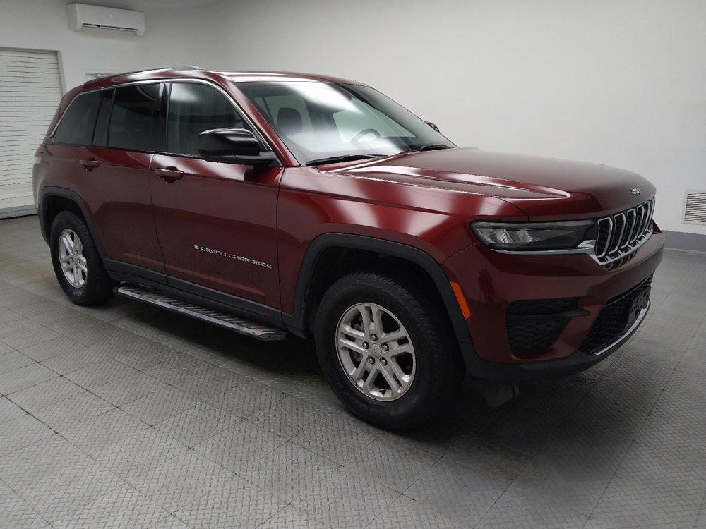 Used 2023 Jeep Grand Cherokee Laredo w/ Luxury Tech Group I AWD/4WD image 11