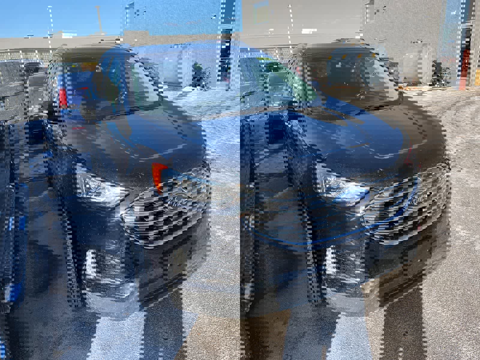 Used 2019 Ford Edge SEL image 20