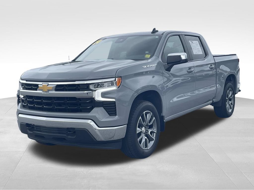Used 2024 Chevrolet Silverado 1500 LT AWD/4WD image 8