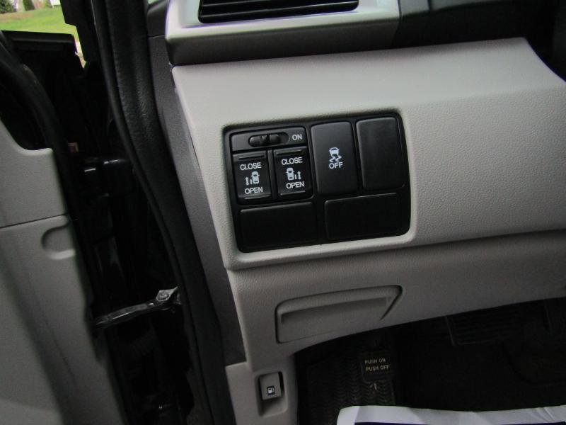 Used 2016 Honda Odyssey SE image 39