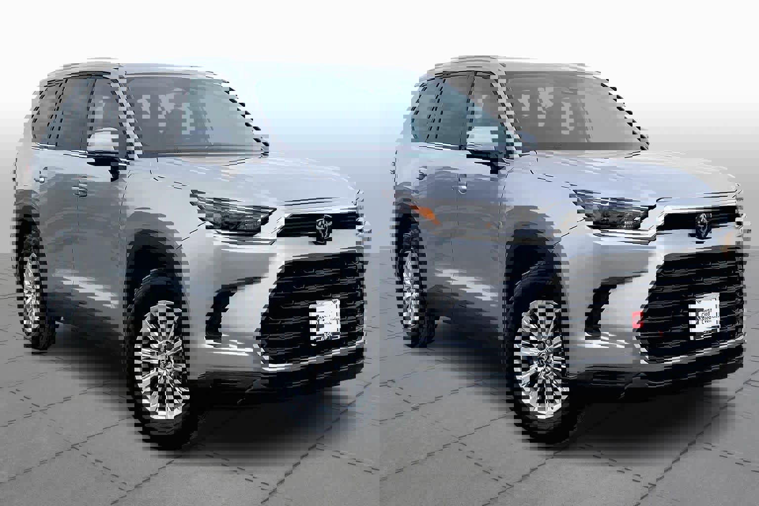 Certified 2025 Toyota Grand Highlander AWD image 2