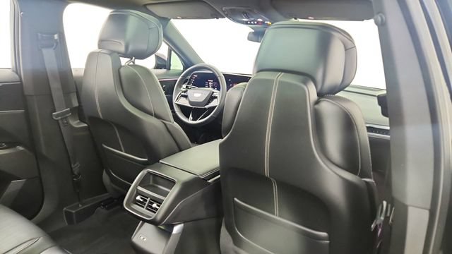 Used 2025 Cadillac Lyriq Sport AWD/4WD image 28