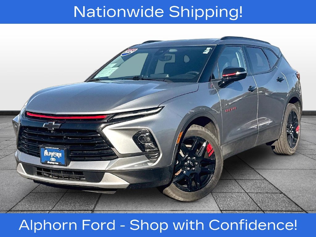 Used 2024 Chevrolet Blazer LT w/ Sound & Technology Package AWD/4WD image 3