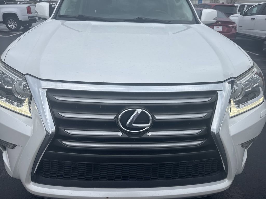 Used 2016 Lexus GX 460 w/ Premium Package image 6