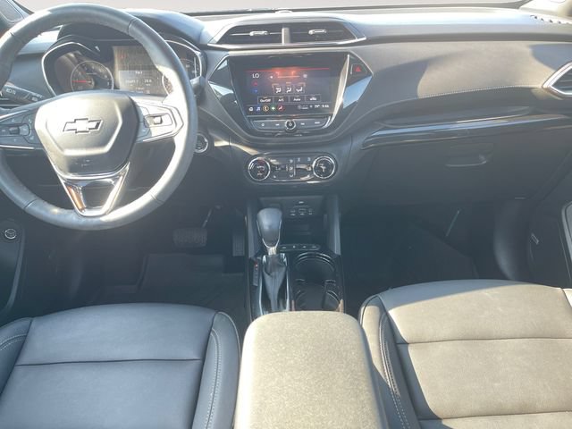Used 2023 Chevrolet TrailBlazer ACTIV w/ Sun and Liftgate Package AWD/4WD image 10