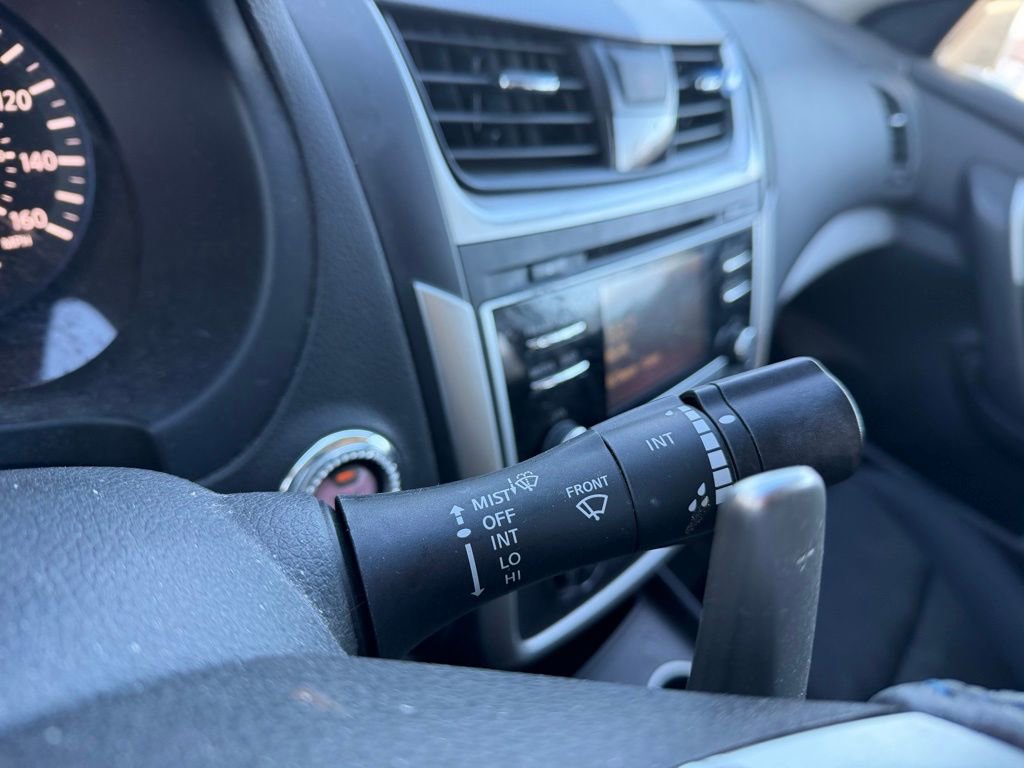 Used 2017 Nissan Altima 2.5 SR image 9