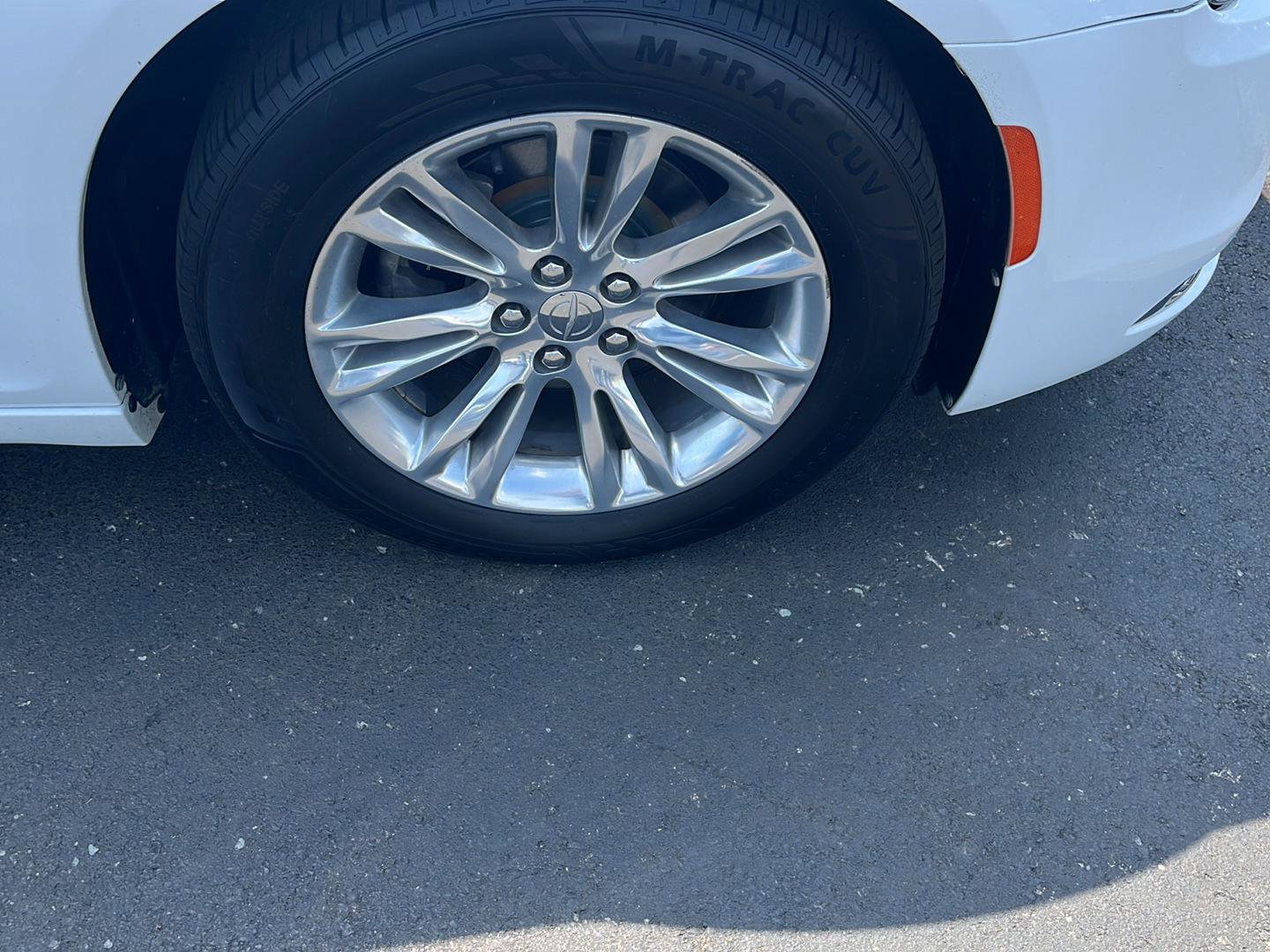 Used 2017 Chrysler 300 Limited w/ Value Package RWD image 27