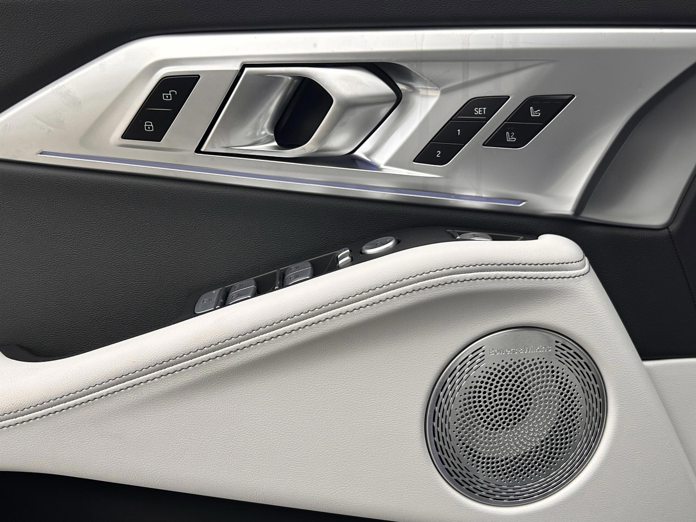 New 2026 BMW XM Label Red image 21