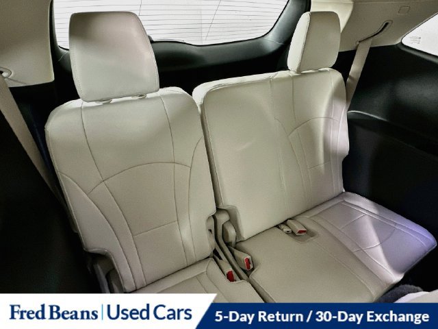 Used 2024 Buick Enclave Essence w/ Experience Buick Package AWD/4WD image 35