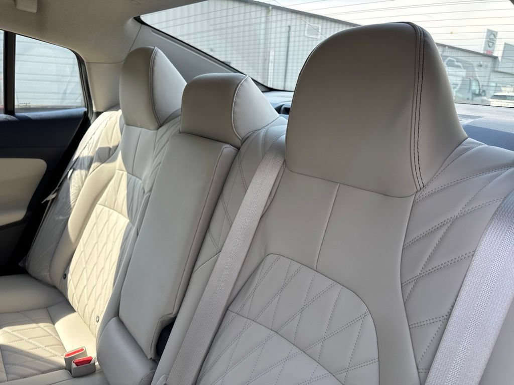 New 2026 Nissan Sentra SL FWD image 15